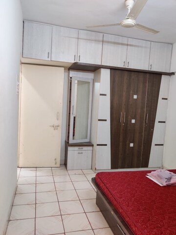 Room in 1 BHK Apartment at DSK Sundarban, Hadapsar – for Rent
