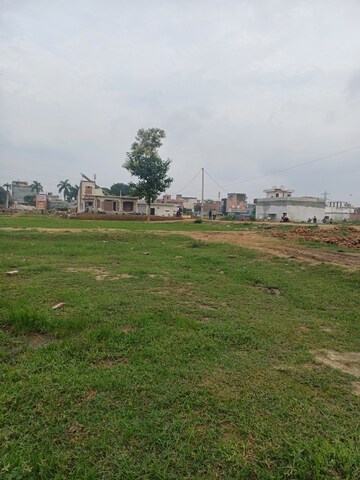  Plot For Sale in Dheeraj Nagar