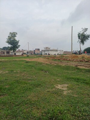 Plot – Garden View at Dheeraj Nagar - for Sale