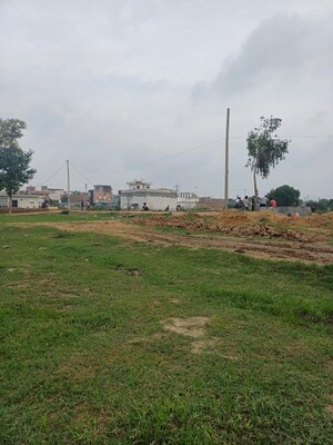  Plot – Garden View at Dheeraj Nagar - for Sale