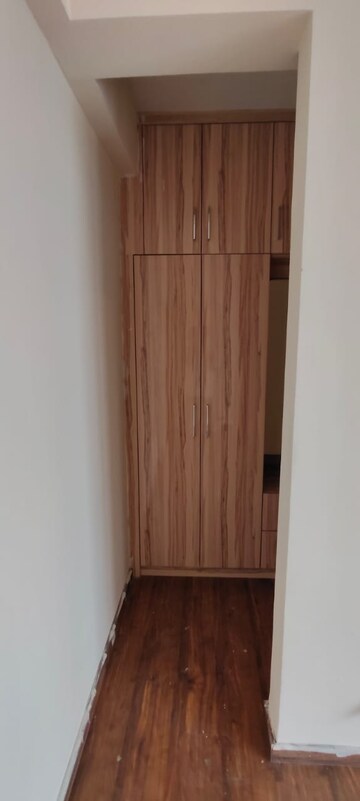 Building Lobby in 3 BHK Apartment at Omaxe The Palace, Gomti Nagar – for Rent