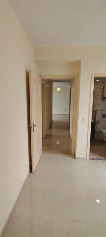 Building Lobby in 3 BHK Apartment at Omaxe The Palace, Gomti Nagar – for Rent