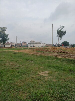  Plot – Garden View at Dheeraj Nagar - for Sale