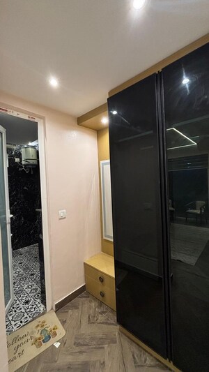 Furnished Amenities in 6 BHK Independent House at Lohgarh – for Sale