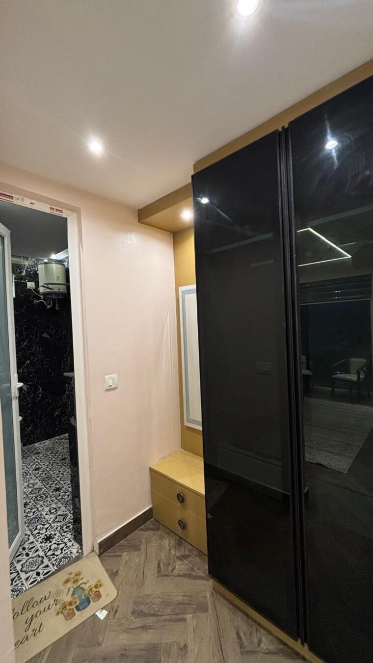 undefined, lohgarh 6 Bedroom 1950 Sq.Ft. Independent House In Lohgarh Zirakpur 9150092