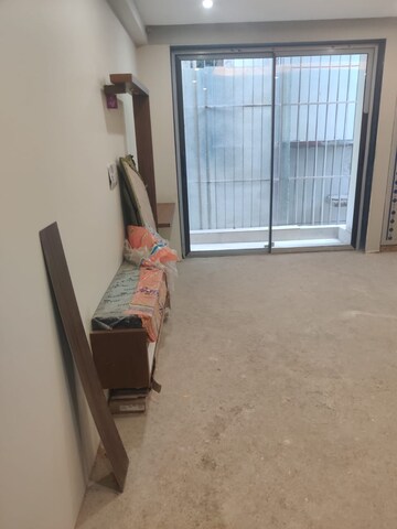 Room in 3 BHK Builder Floor at Hauz Khas – for Sale