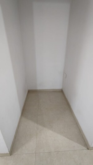 Room in 2 BHK Apartment at Lodha Downtown, Dombivli East – for Sale