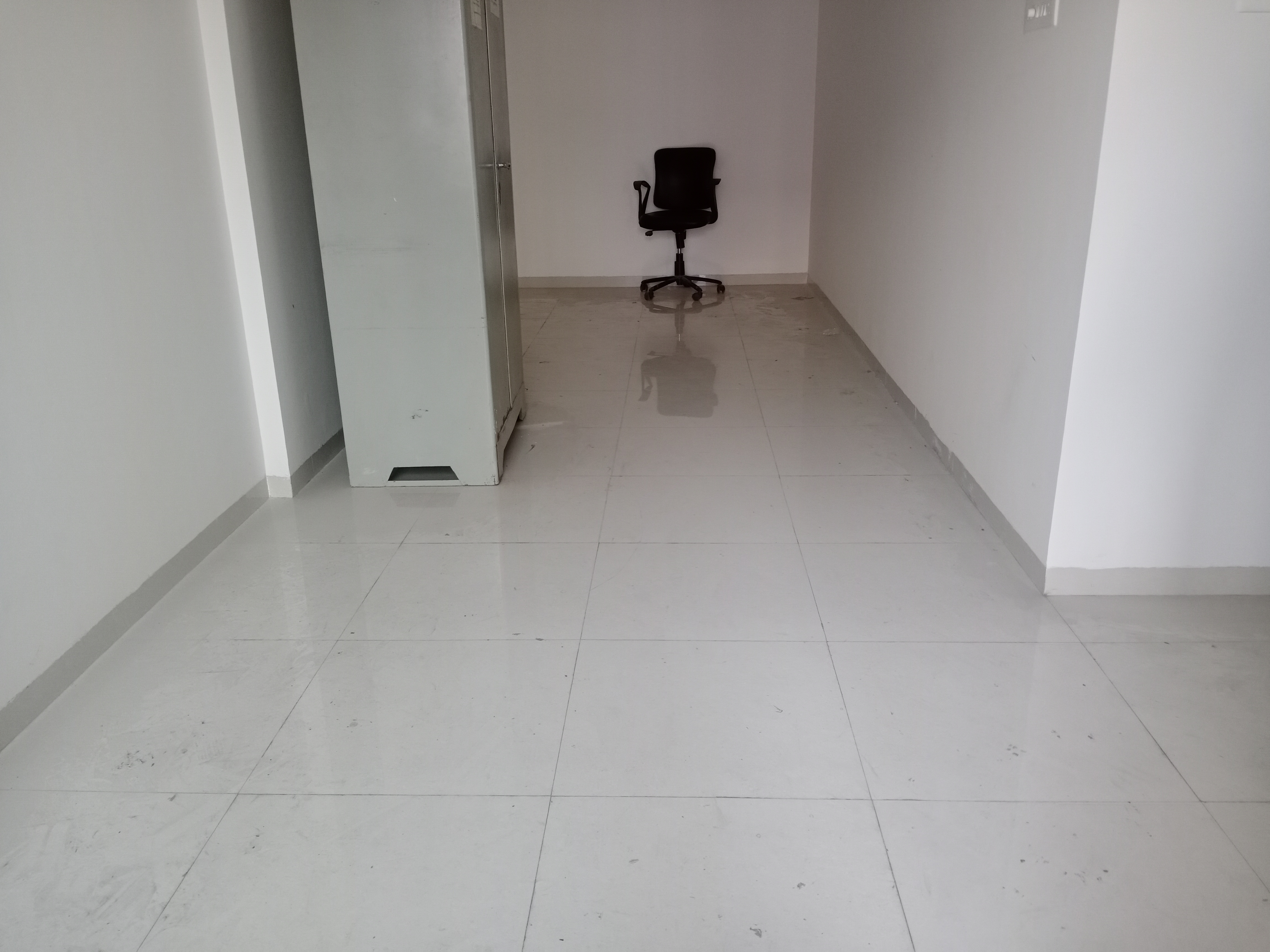 1 BHK + Servant Room Apartment For Sale in Bhamini Arcade