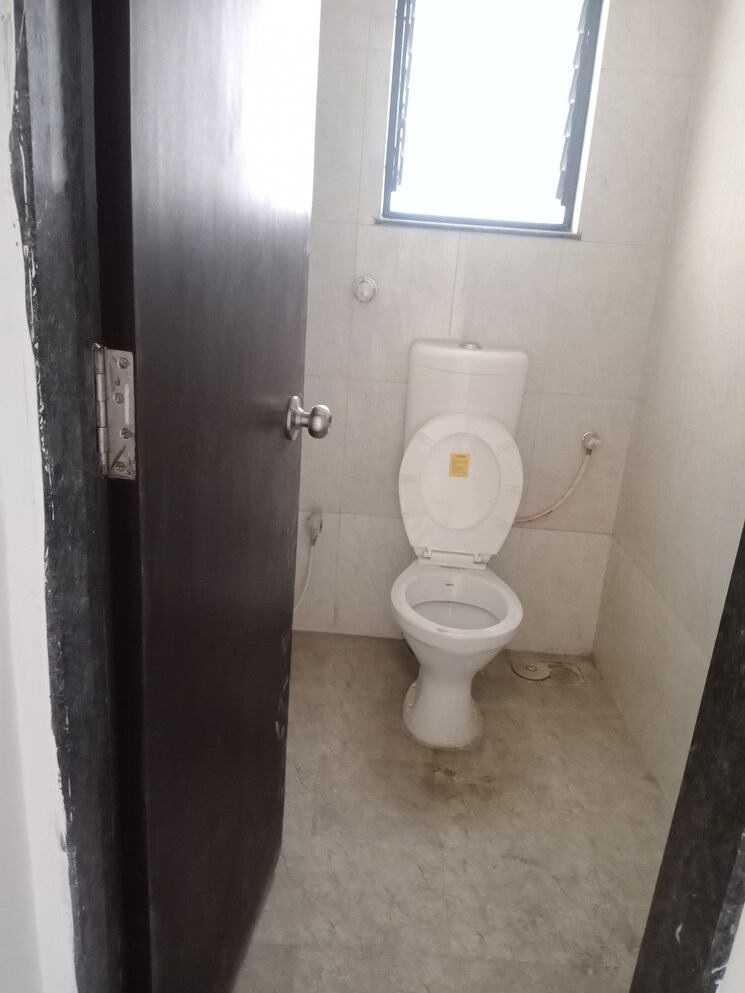 Bathroom, bhamini-arcade 1 Bedroom 600 Sq.Ft. Apartment In Dattawadi Pune 9150110