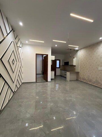 Room in 6+ BHK Independent House at Aerocity – for Sale