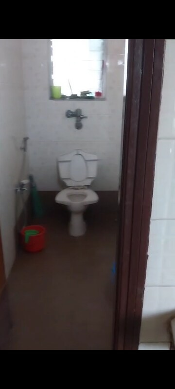 Bathroom in 2 BHK Apartment at Mayur Plaza Marol, Marol – for Rent
