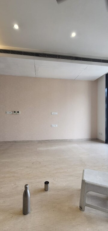 Room in 3 BHK Apartment at Shapoorji Pallonji Joyville Phase 2, Sector 102 – for Rent