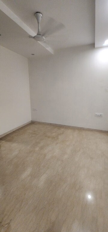 Room in 3 BHK Apartment at Shapoorji Pallonji Joyville Phase 2, Sector 102 – for Rent