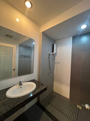 Bathroom in 4 BHK Villa at Sarjapur – for Sale