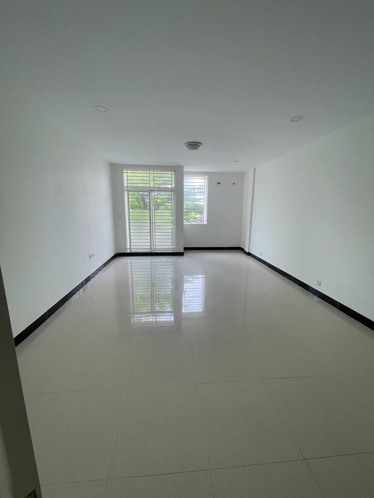 Room, sarjapur 4 Bedroom 3050 Sq.Ft. Villa In Sarjapur Bangalore 9150268