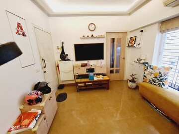 Living Room in 1 BHK Apartment at Gada Estate, Matunga East – for Rent
