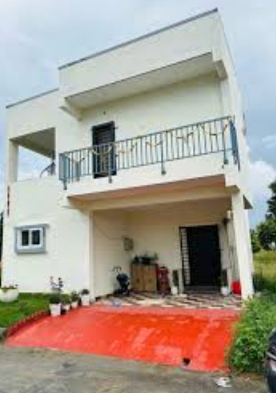 Plot For Sale in The Lotus