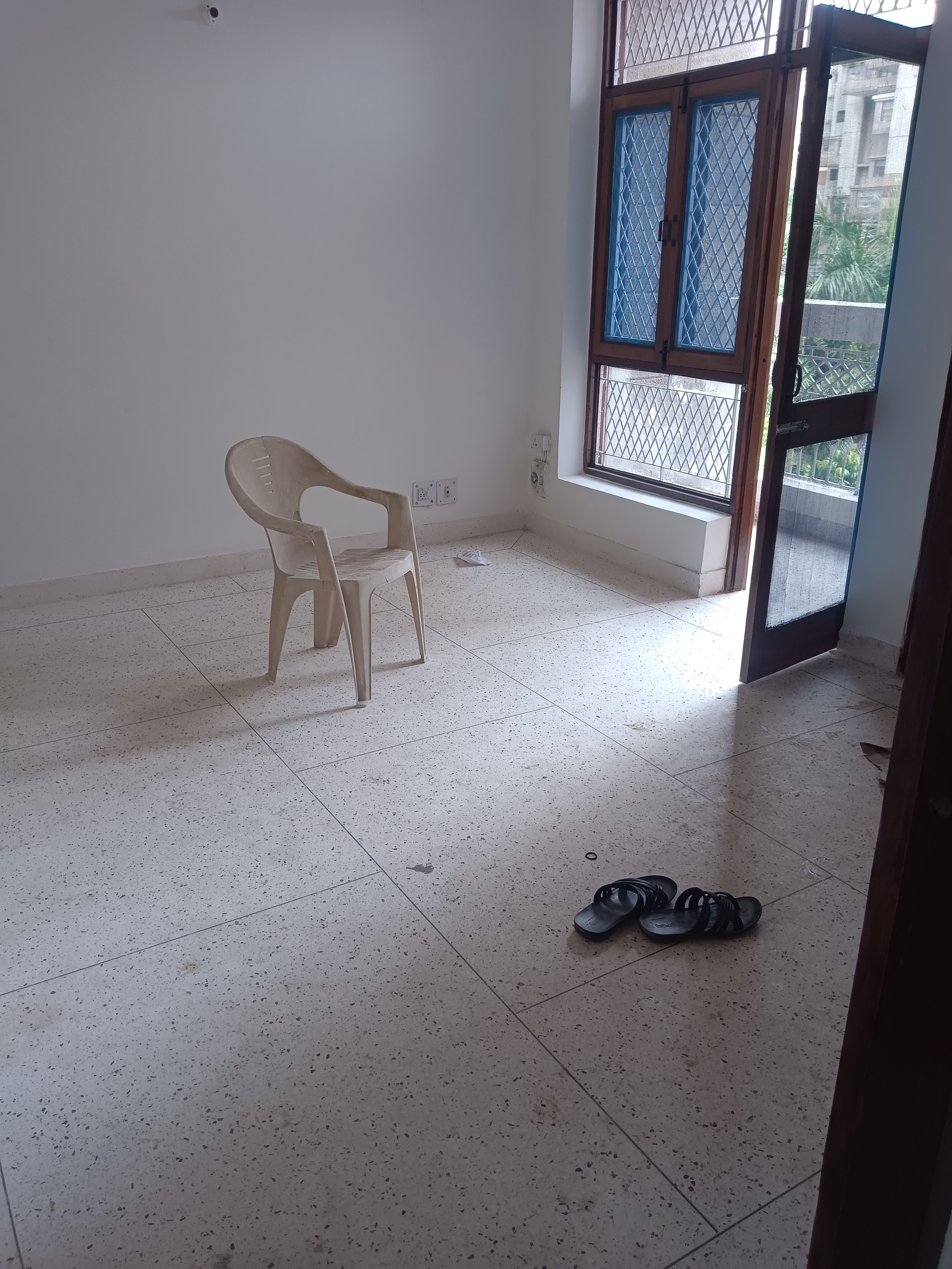 3.5 BHK + Pooja Room Apartment For Rent in Shakti Kunj Apartment