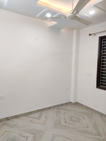 Bedroom in 2 BHK Builder Floor at Subhash Nagar – for Rent