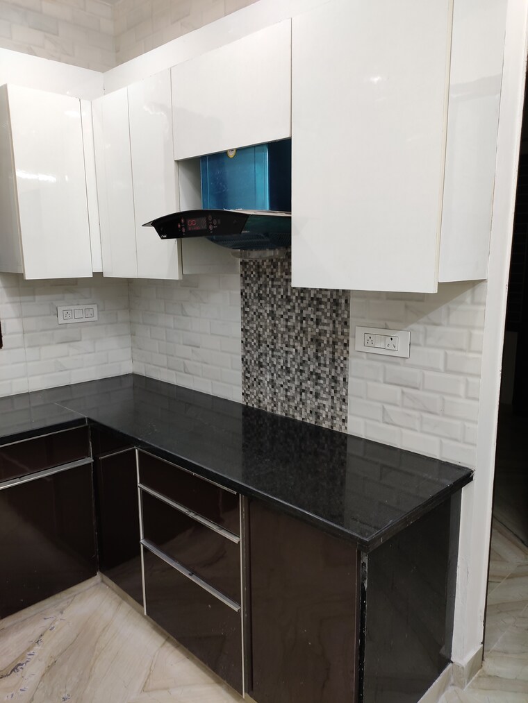 Kitchen, subhash nagar 2 Bedroom 750 Sq.Ft. Builder Floor In Subhash Nagar Delhi 9150339
