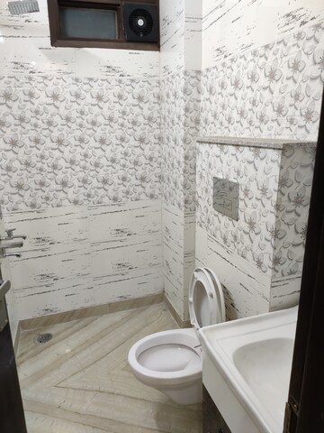 Bathroom in 2 BHK Builder Floor at Subhash Nagar – for Rent
