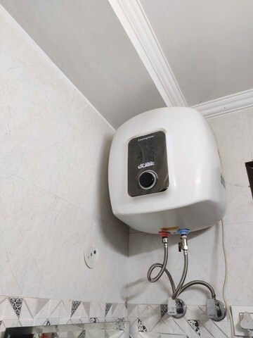 Bathroom in 2 BHK Builder Floor at Subhash Nagar – for Rent