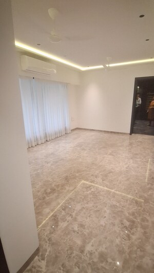 2 BHK Apartment For Sale in Samyakth Bliss, Khar West