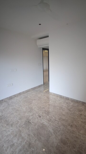 Room in 2 BHK Apartment at Samyakth Bliss, Khar West – for Sale