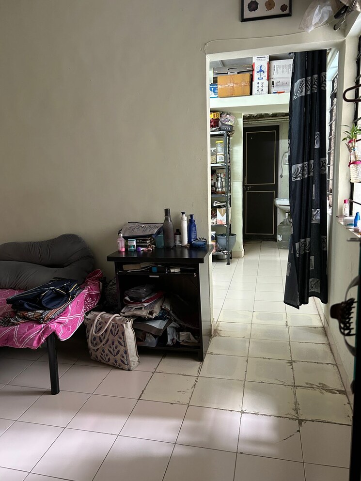 Living Room, goel-ganga-kunj 1 Bedroom 600 Sq.Ft. Apartment In Vishrantwadi Pune 9150435