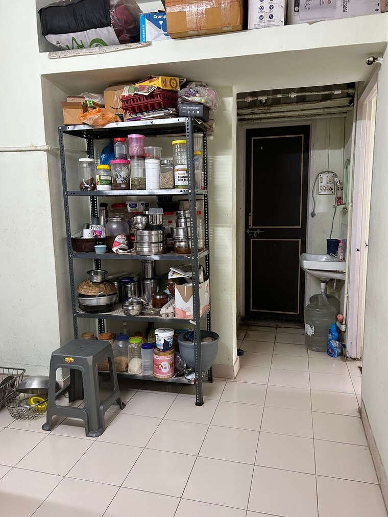 Kitchen, goel-ganga-kunj 1 Bedroom 600 Sq.Ft. Apartment In Vishrantwadi Pune 9150435