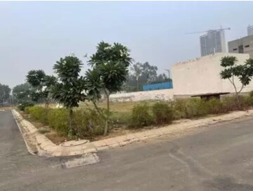  Plot For Sale in BPTP Astaire Gardens, Sector 70a