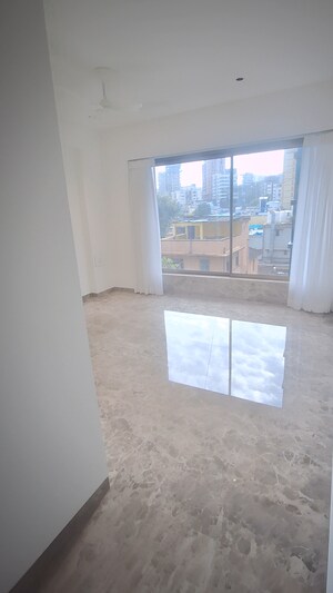 Room in 2 BHK Apartment at Samyakth Bliss, Khar West – for Sale