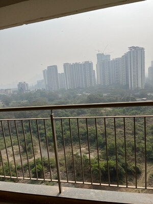 Swimming Pool in 2 BHK Apartment at Kalpataru Paramount D, Kapur Bawdi – for Sale