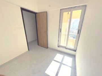 Room in 2.5 BHK Apartment at Bharat Arize, Goregaon West – for Rent