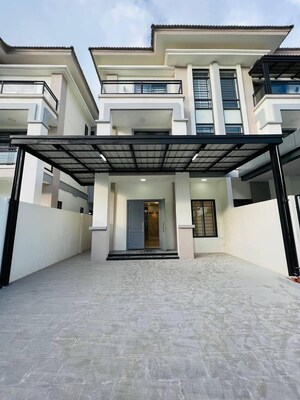 Kitchen in 4 BHK Villa at Sarjapur – for Sale