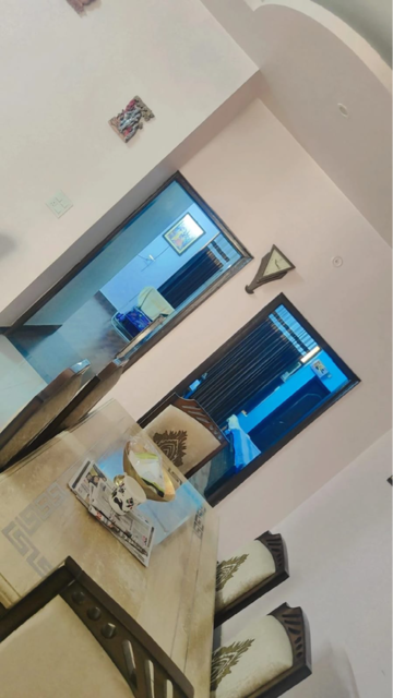 Furnished Amenities in 3 BHK Builder Floor at Sainik Colony – for Sale