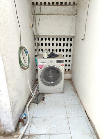 Bathroom in 1 BHK Apartment at Wadgaon Sheri – for Rent