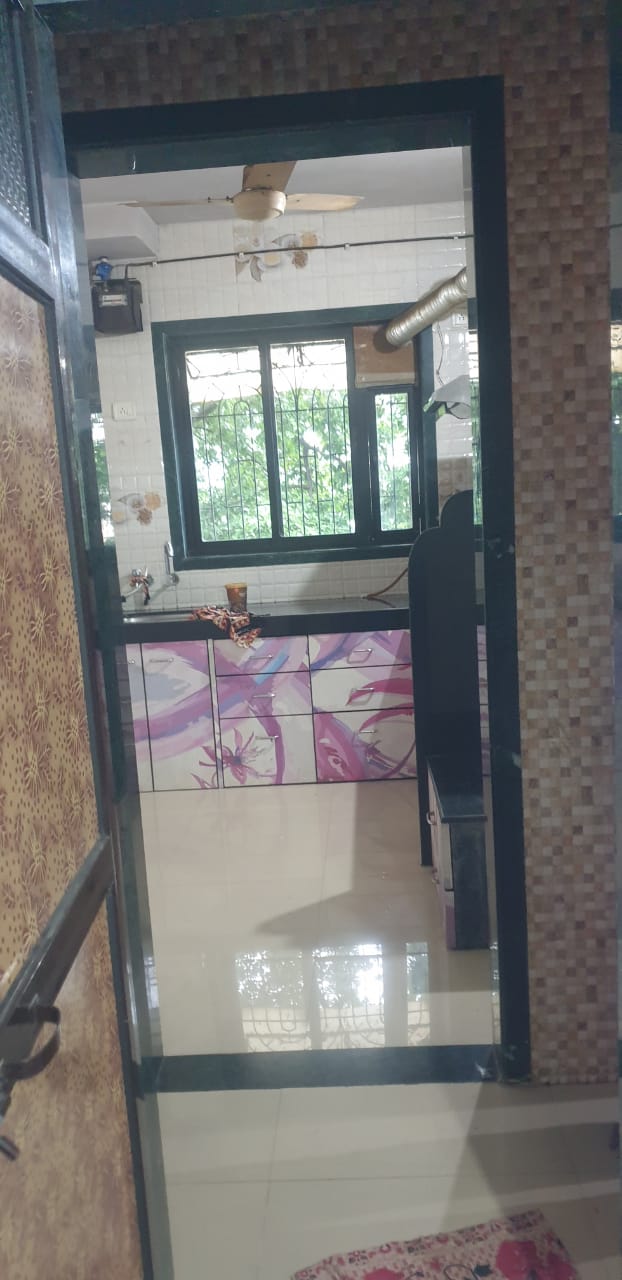 1 BHK + Extra Room 550 Sq.Ft. Apartment in Tanna Mangeshi Dazzle III