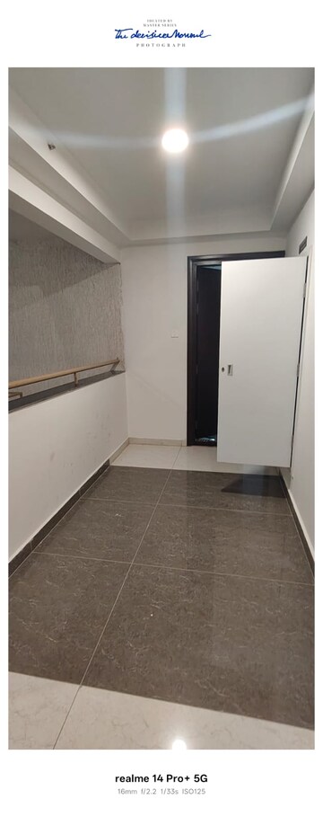 Room in 2 BHK Apartment at Bollineni Bion, Kothaguda – for Rent