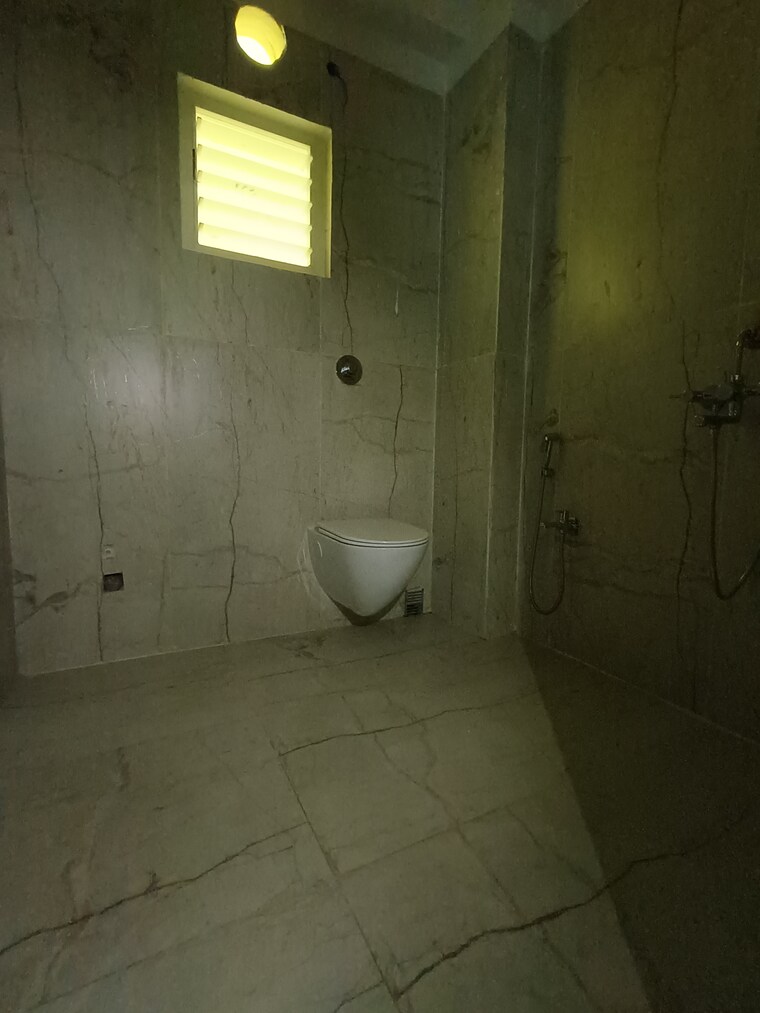 Bathroom, rajarhat 3 Bedroom 1118 Sq.Ft. Apartment In Rajarhat Kolkata 9150559