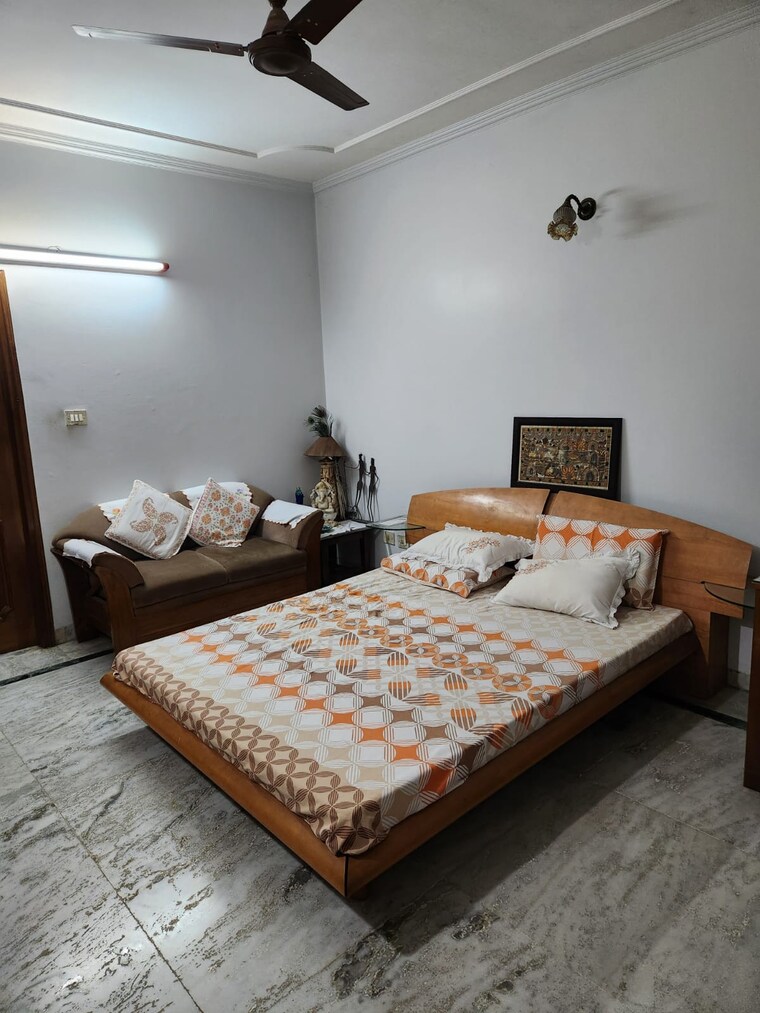 Exterior View, rwa-apartments-sector-50  450 Sq.Mt. Plot In Sector 50 Noida 9150533