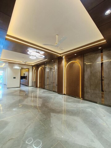 Room in 3 BHK Apartment at Adani Samsara, Sector 60 – for Rent
