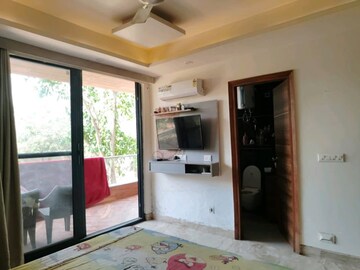 Room in 3 BHK Apartment at Adani Samsara, Sector 60 – for Rent