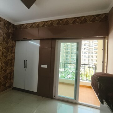 Room in 2 BHK Apartment at Nilaya Greens, Sikrod – for Rent