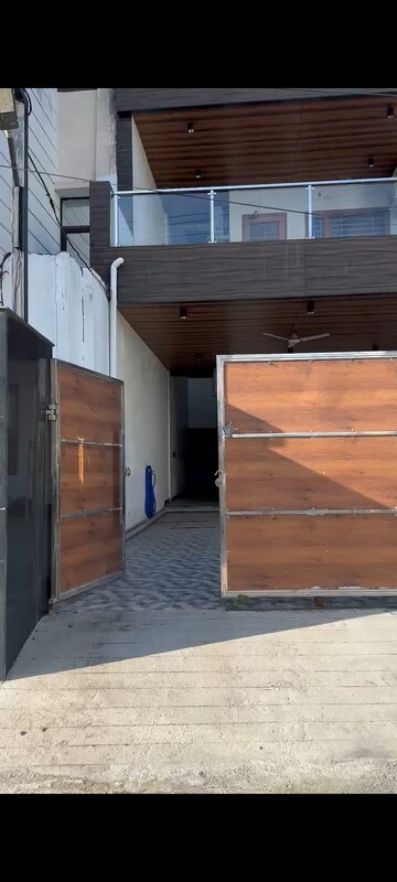 5 BHK Independent House – Exterior View View at Sahastradhara - for Rent