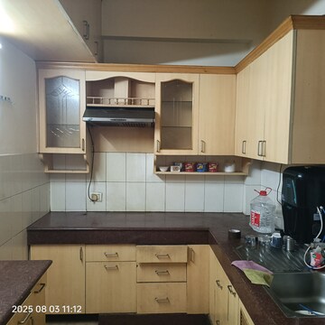 Kitchen in 3 BHK Villa at Eros Rosewood Villas, Sector 50 – for Rent