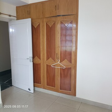 Furnished Amenities in 3 BHK Villa at Eros Rosewood Villas, Sector 50 – for Rent