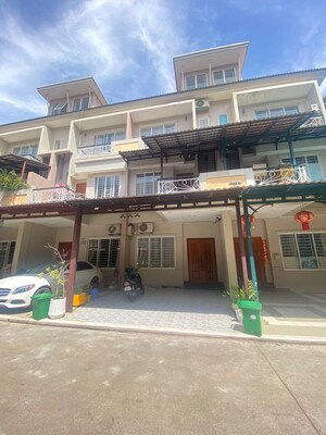 4 BHK Villa – Exterior View View at Sarjapur - for Sale