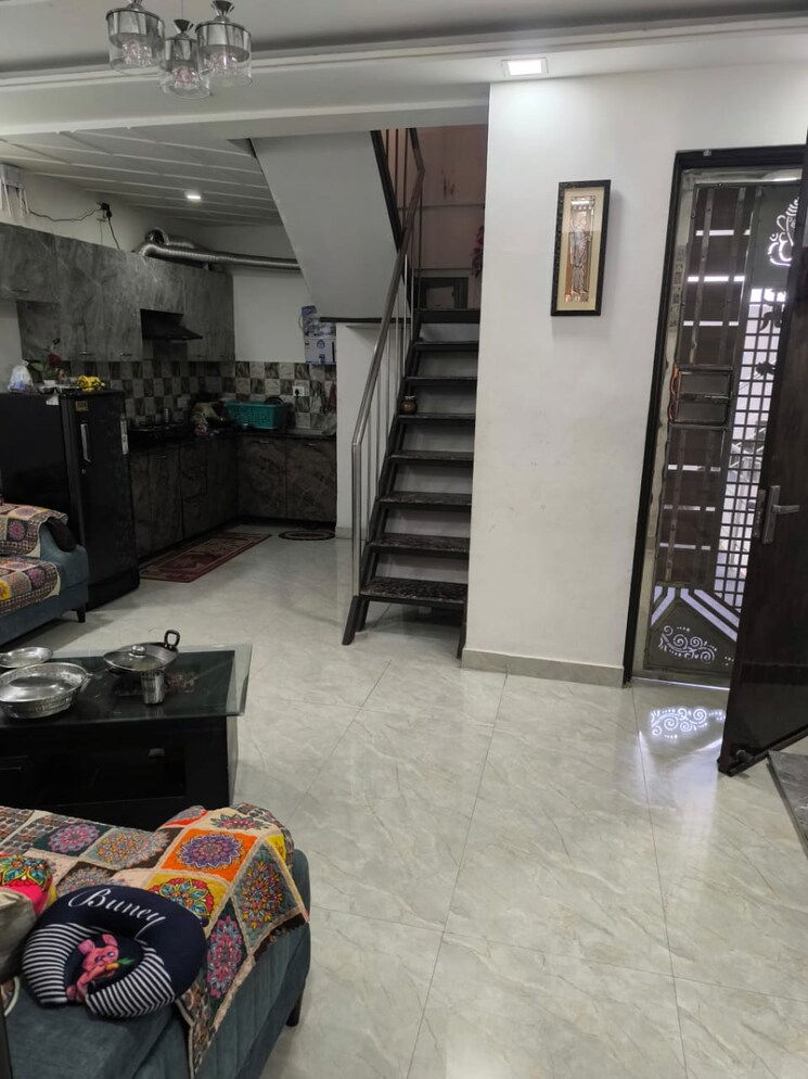  Parking, ambesten-twin-county 3 Bedroom 1500 Sq.Ft. Builder Floor In Sector 1 Greater Noida Greater Noida 9150678