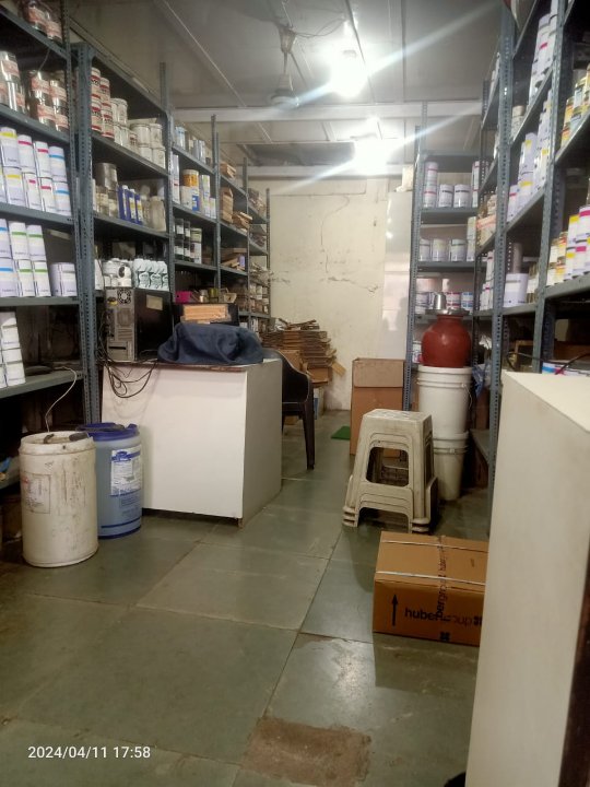 Retail Shop For Rent in Andheri East